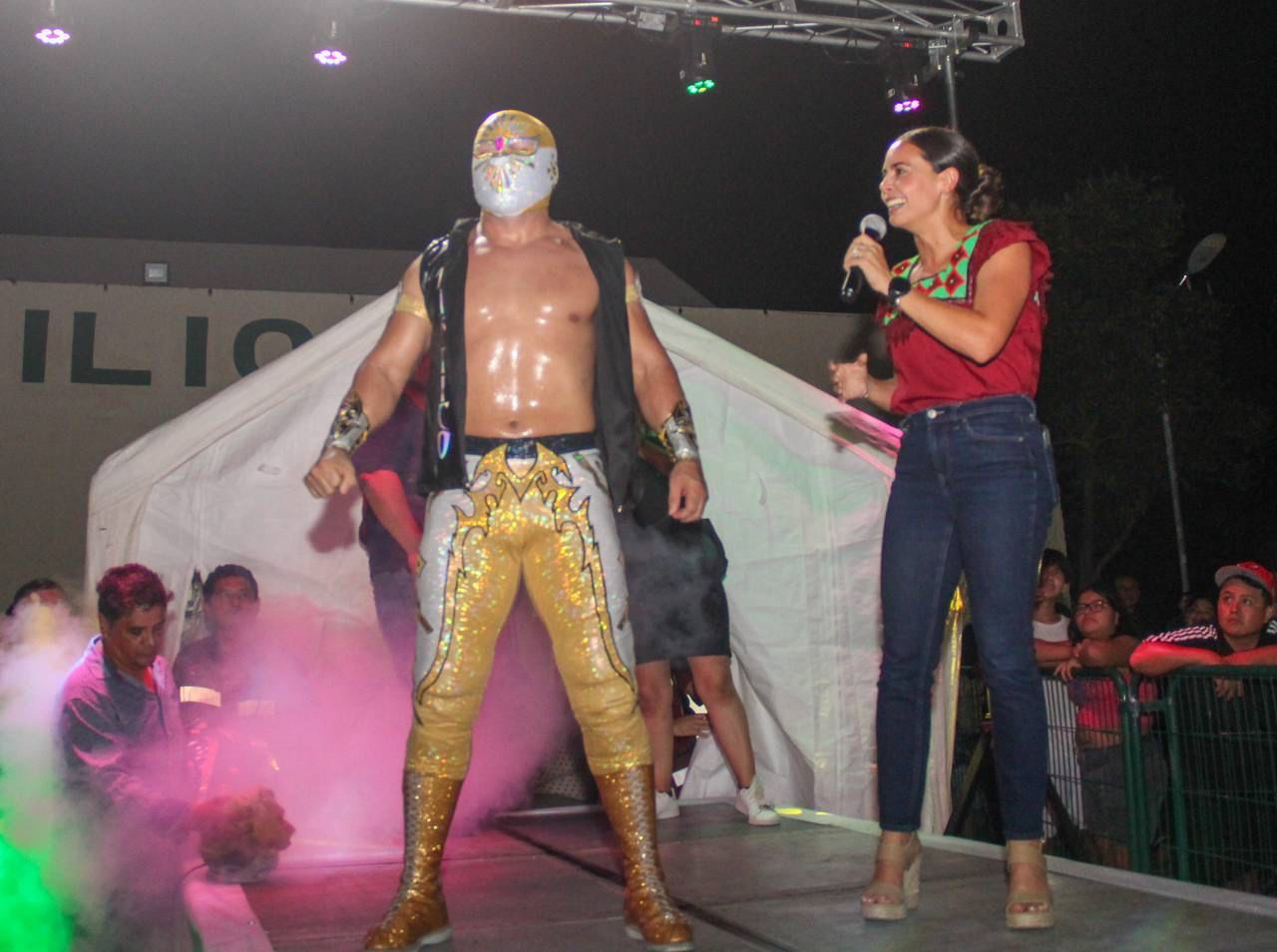 uploads/6/32/01 (264).Jpeg